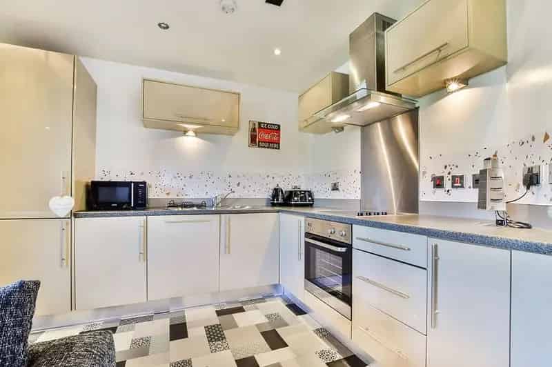 2 Bedroom Flat to Rent Didsbury Manchester M20