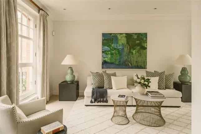 Chelsea Mews House for Sale