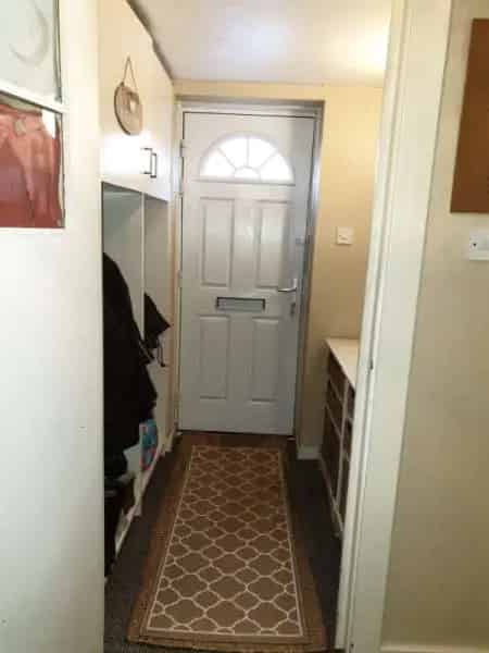 Family Home with Large Garden and Driveway