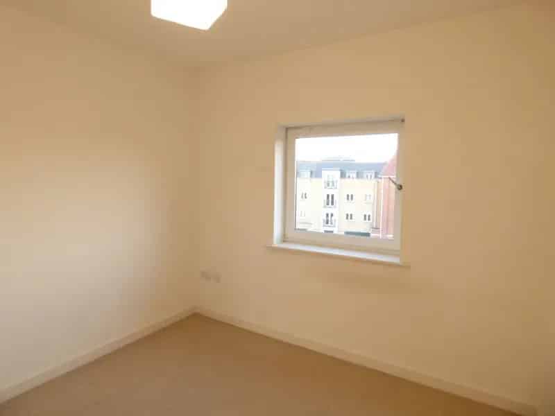 1 Bedroom Flat To Rent Available 08102025