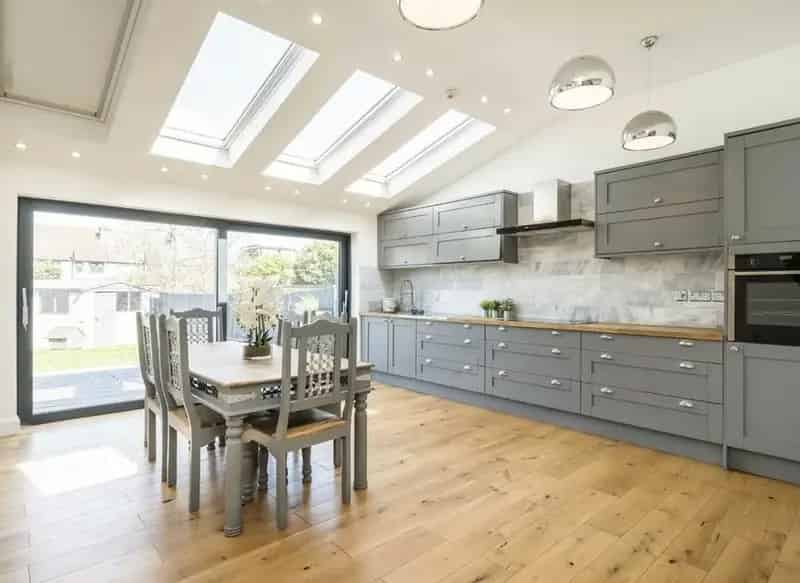 3-Bedroom House Near Hanwell Station Family Home