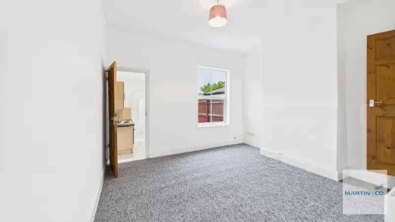 2 Bedroom House To Rent