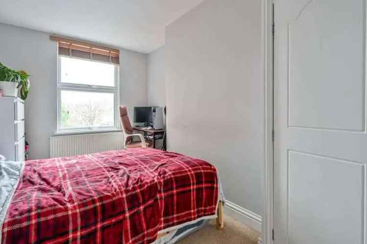 1 Bed Flat for Sale Near Guildford Town Centre and Station