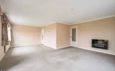 4-Bed House with Annexe Ample Parking and Garden Potential Redevelopment