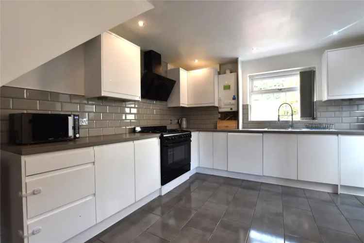 Four Bedroom Detached House Near Kirkstall Forge