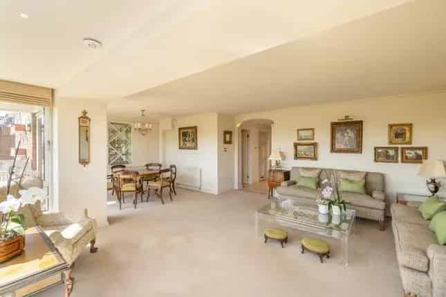 2-Bedroom Flat Regent's Park Views St John's Wood