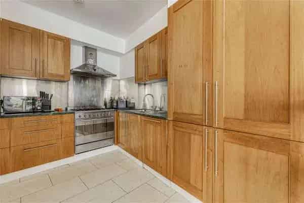 Wandsworth High Street, London, SW18 4JB | Property for sale | Savills