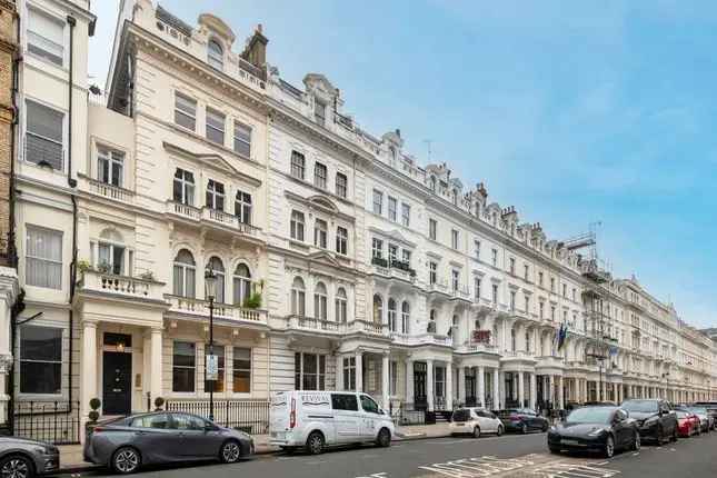 Maisonette for Sale in Queen's Gate Terrace London SW7