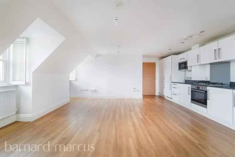 Spacious 1-Bed Flat Near Epsom Train Station