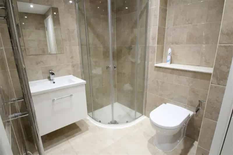 2 Bed Luxury Apartment Bedgrove - En-Suite Parking Available July 5th 2025