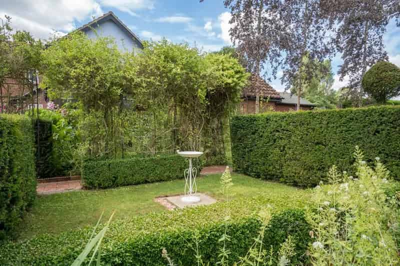 Grade II Listed 3-Bedroom House for Sale Shelfanger