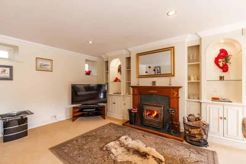 4 Bedroom Barn Conversion Old Hunstanton