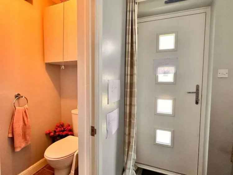 3 Bed Detached House For Sale