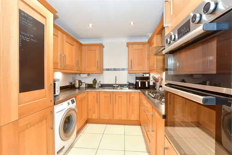 4 Bedroom Terraced House for Sale in Old Market