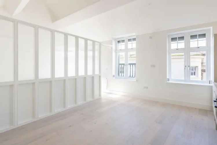 Studio to Rent London South Coast