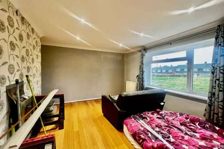 Modern 2-Bed Flat Southampton - Zero Deposit Guarantee