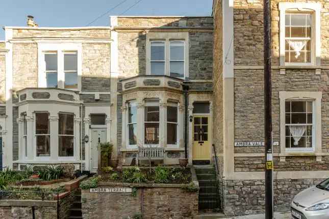 3-Bedroom Victorian House in Cliftonwood Bristol