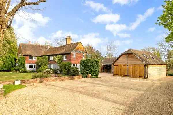 Stunning Period Home with Modern Barn and Pool