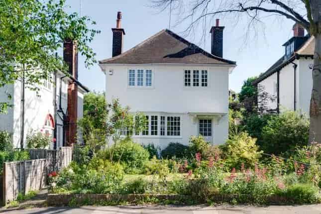 Four Bedroom Detached House for Sale Hampstead Way London NW11