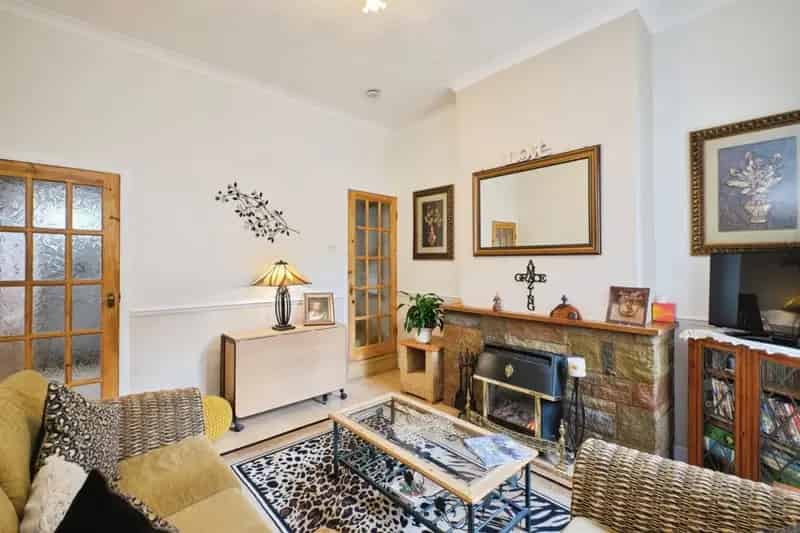 3 Bedroom Mid-Terraced House with Converted Office Handsworth