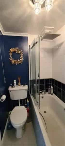 Flat near Portobello Road Central Heating Parking