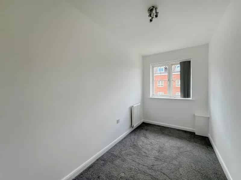 2 Bedroom Flat for Sale Coventry