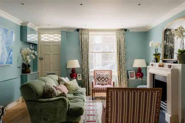 Terraced House for Sale Chelsea Green SW3