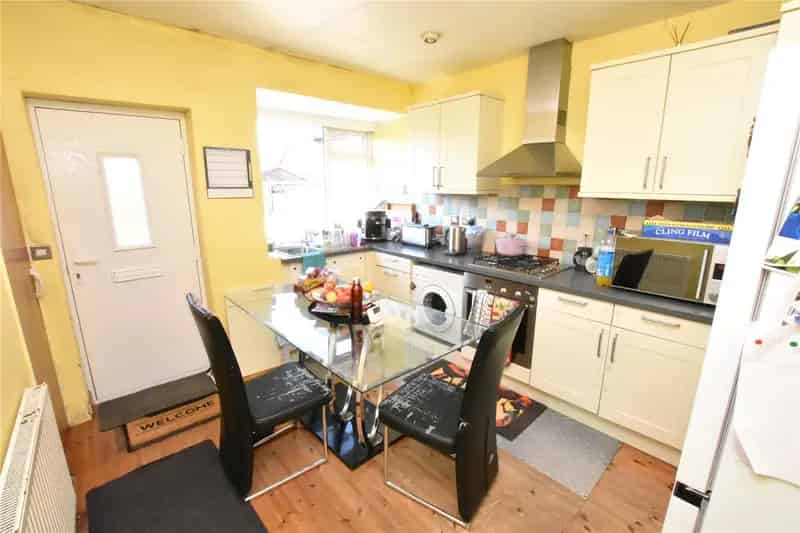 Semi-Detached Bungalow in Crossgates, Leeds
