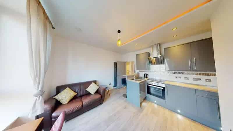 1 Bedroom Flat to Rent - Fully Renovated Apartment in Torry