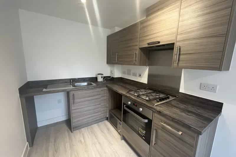 Modern 2-Bedroom House in Axminster Available End of June