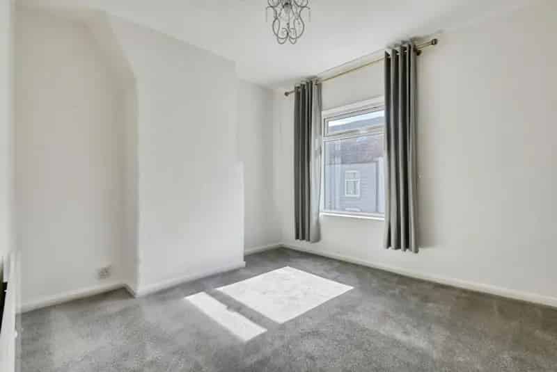 2 Bed House for Sale Glascote Tamworth No Onward Chain