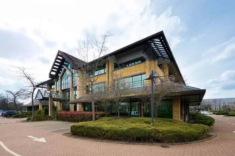 Fitted Offices in Manor Royal Crawley