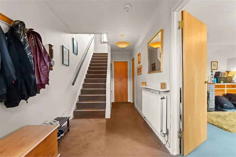 4 Bed Semi-Detached House Near Parkland
