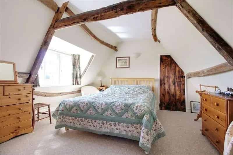 3 Bed House For Sale Popular Village Parking Cosy Lounge Beams