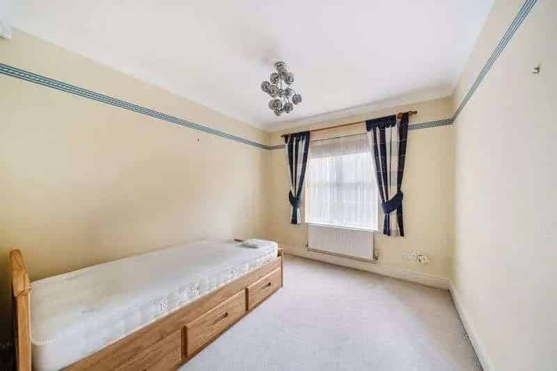 2 Bed 2 Bath Ground Floor Flat for Sale