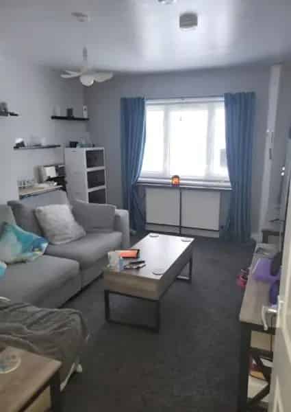 Charming Bungalow Near Shops and Bus Routes