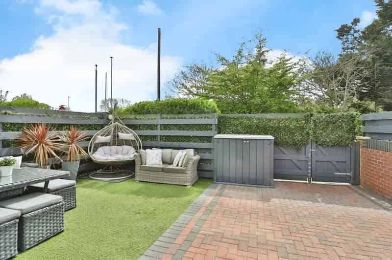 3 Bed Semi Detached House Christchurch