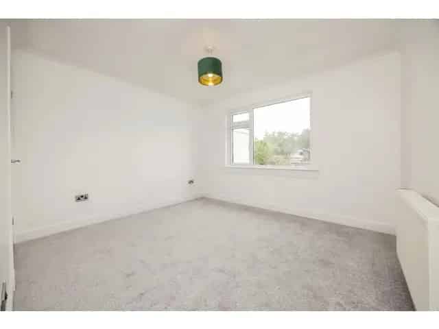 2 Bedroom Bungalow for Sale in Peebles, Scottish Borders