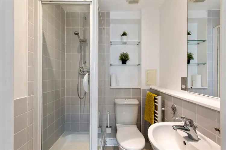 3 Bedroom Apartment Hoxton Regent's Canal