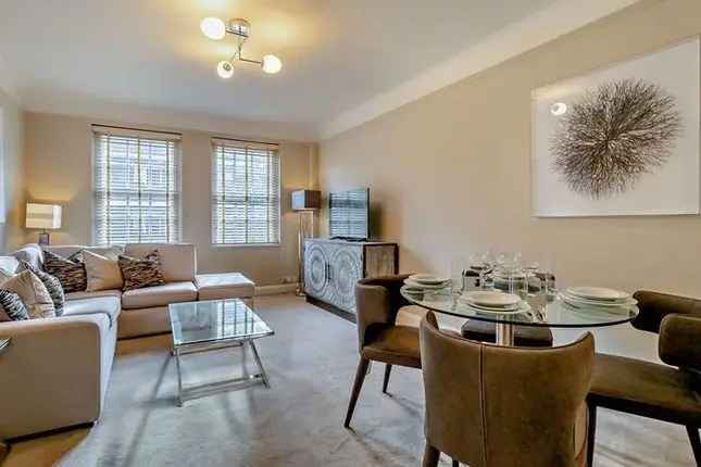 Chelsea Flat 2 Double Beds 739 sq ft Newly Decorated