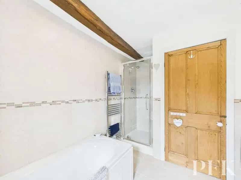 3 Bed Barn Conversion For Sale
