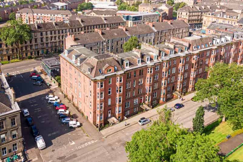 2 Bedroom Apartment for Sale in Glasgow's West End