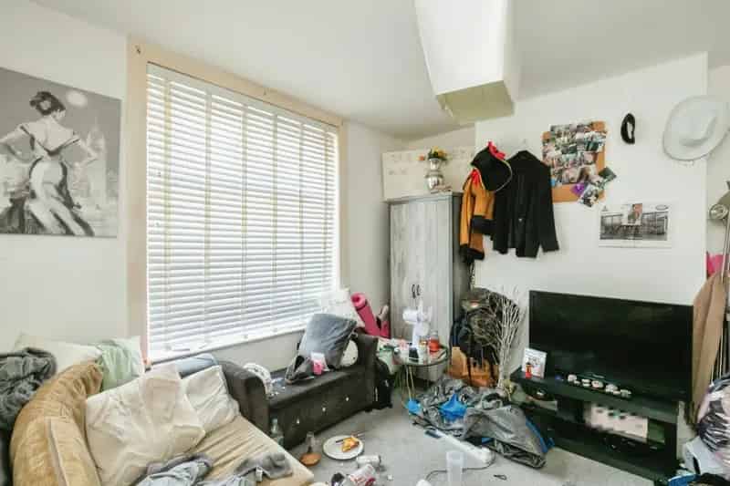 5 Bedroom HMO Eastbourne  £34020 Annual Income Investment