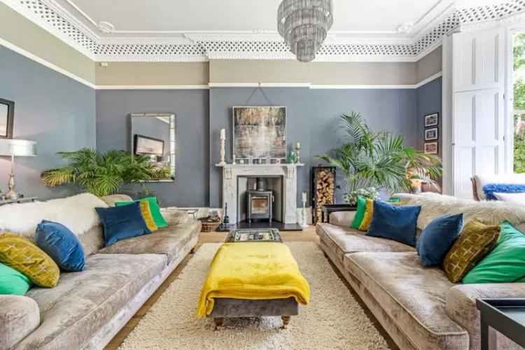 7 Bedroom Detached House for Sale Near Clifton College