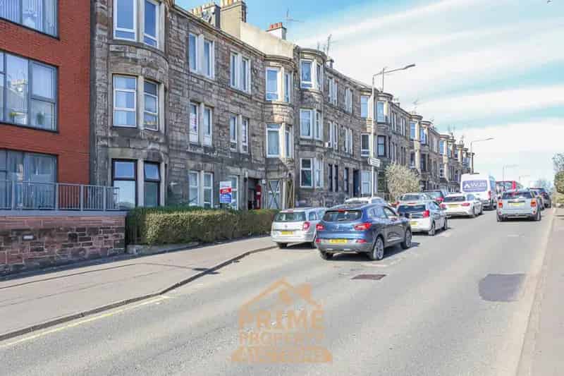 1 Bed Flat Glasgow West End Renovation Project High Yield Potential