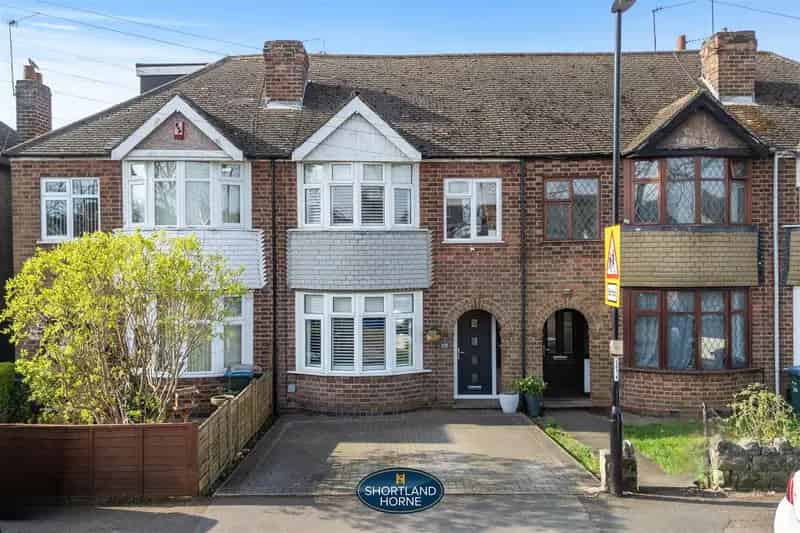 3 Bedroom Terraced House to Rent