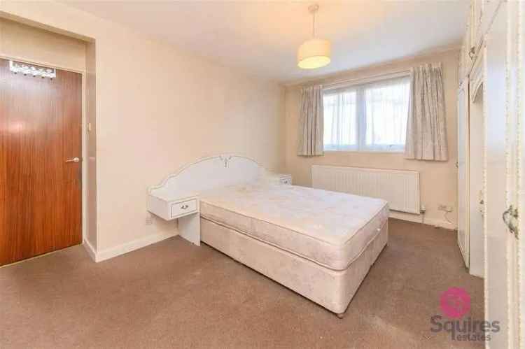 2 Bed Flat for Sale Hendon Lane Chain Free Share of Freehold