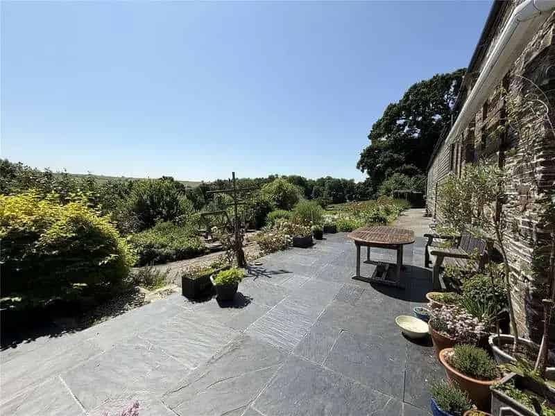 5 Bed House for Sale in Devon Countryside