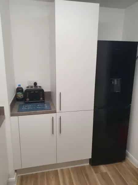 2 Double Bedroom House with Garden and Back Gate Access