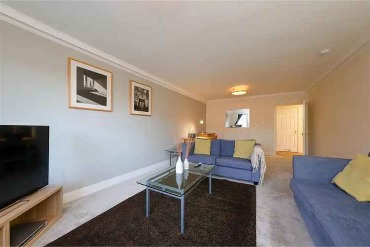 2 Bed Flat - Third Floor with 1 Reception Room